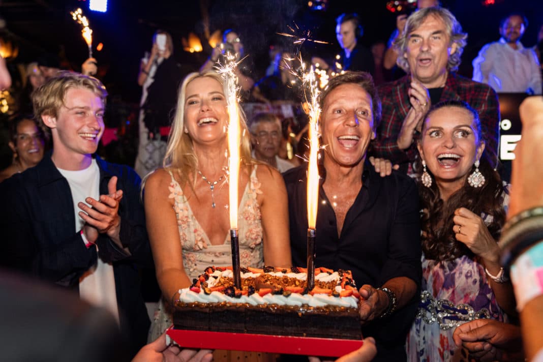 ¡Increíble fiesta de cumpleaños en Marbella con la realeza y las celebridades más exclusivas!