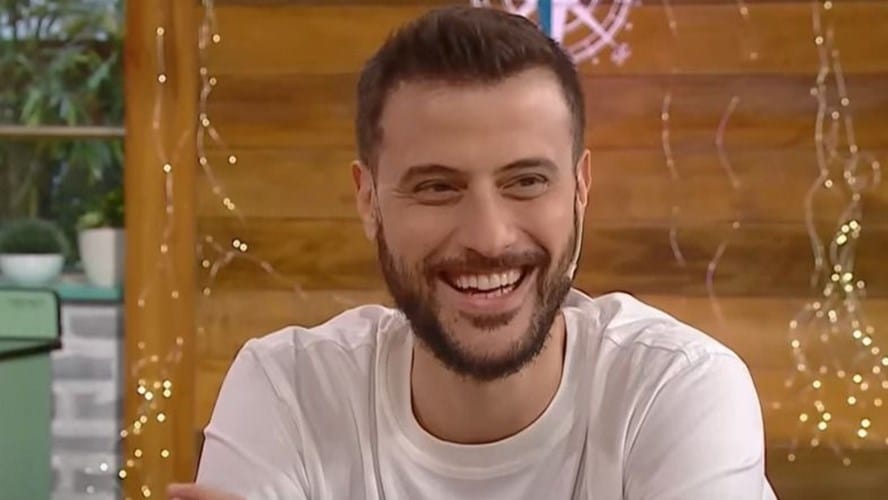 Diego Leuco sorprende en su debut en “La Peña de Morfi”