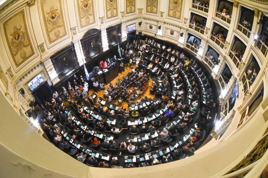 ¡Increíble recambio en el Congreso! Descubre quién asume y los nuevos nombres confirmados en el equipo de Milei