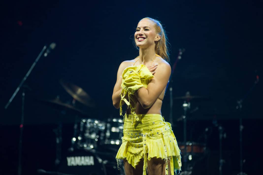 Flor Vigna cumple su sueño de tocar en el Luna Park