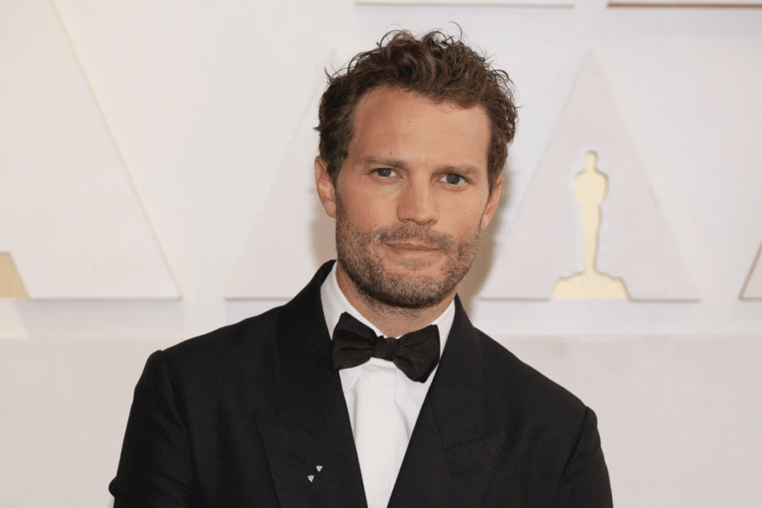 ¡Preocupación por la salud de Jamie Dornan! Lo internaron de urgencia