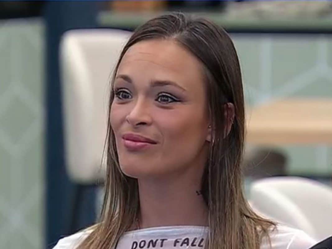 El escándalo en Gran Hermano: Agostina acusada de mentir descaradamente tras su pelea con Furia