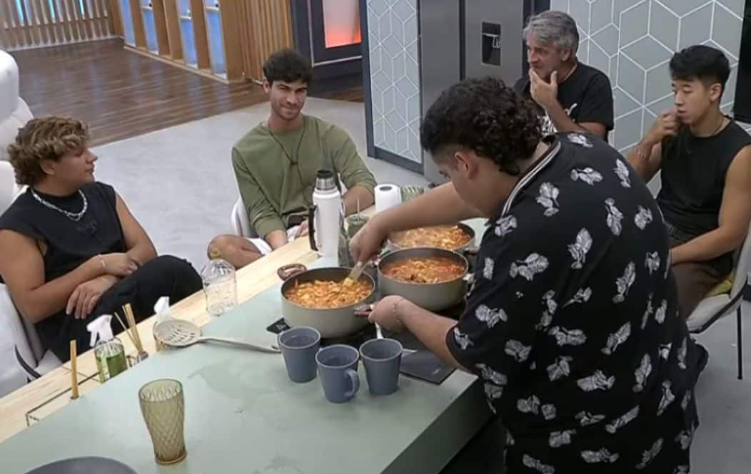 ¡Escándalo en Gran Hermano! Encuentran gusanos en la comida y un participante entra en pánico