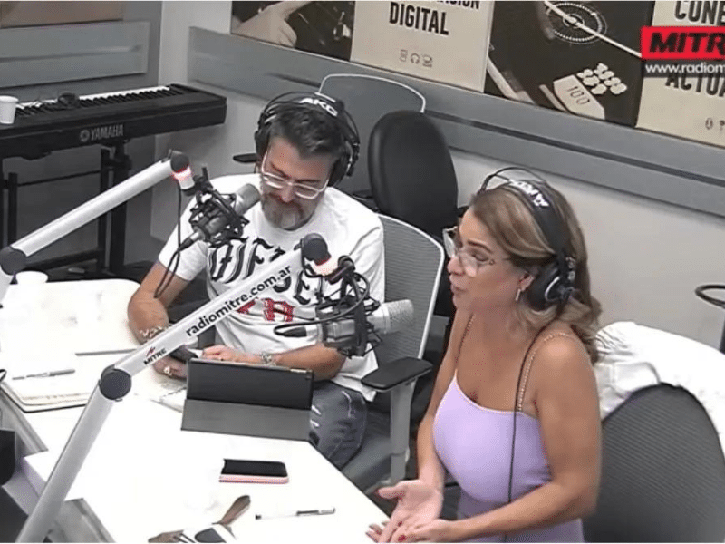 ¡Marina Calabró y Rolando Barbano confirman su noviazgo en vivo y Jorge Lanata los presiona!