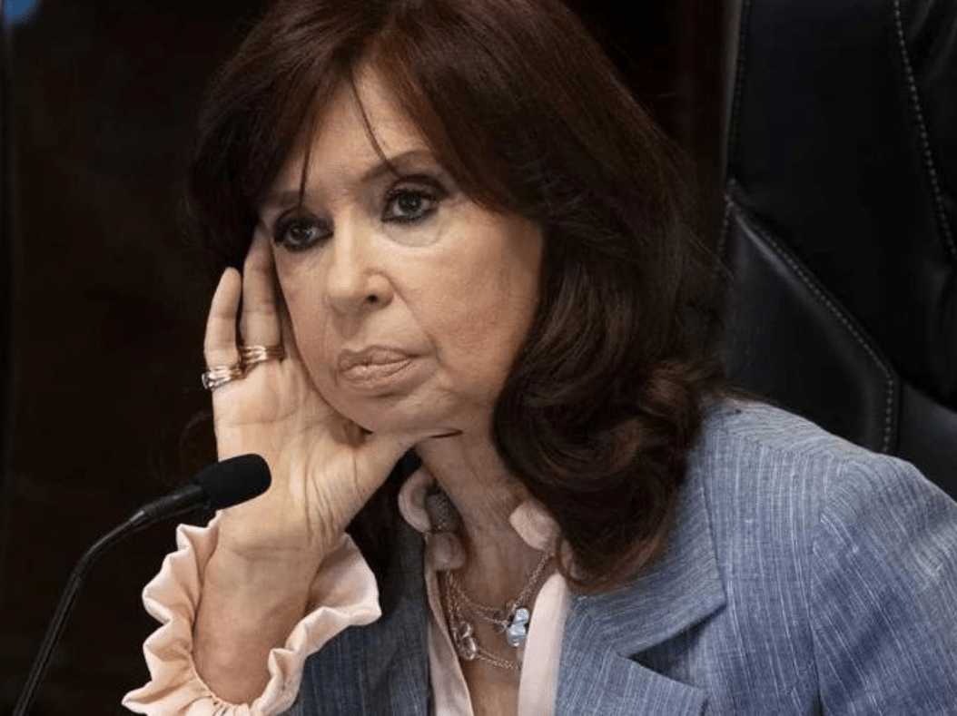 Cristina Kirchner: Más Allá de la Condena, Una Líder Resiliente