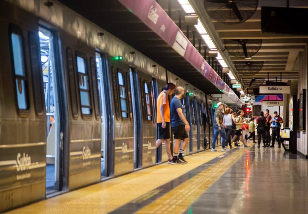 La Revolución del Transporte: Cómo los Cambios en el Subte y los Trenes Impactan a los Argentinos