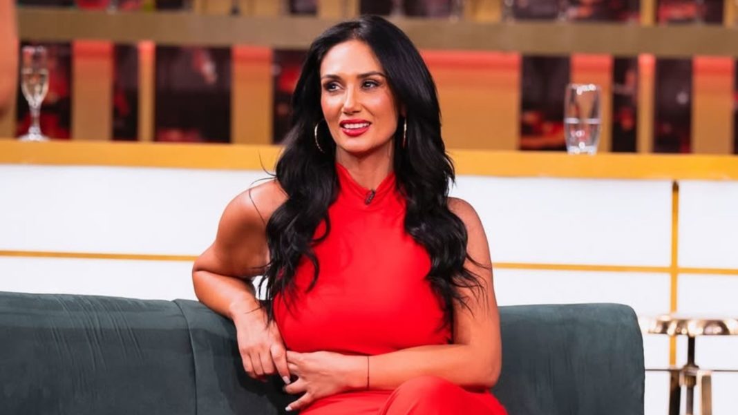 Pamela Díaz y su Batalla Contra la Parálisis Facial: Una Mirada Más Allá del Escenario