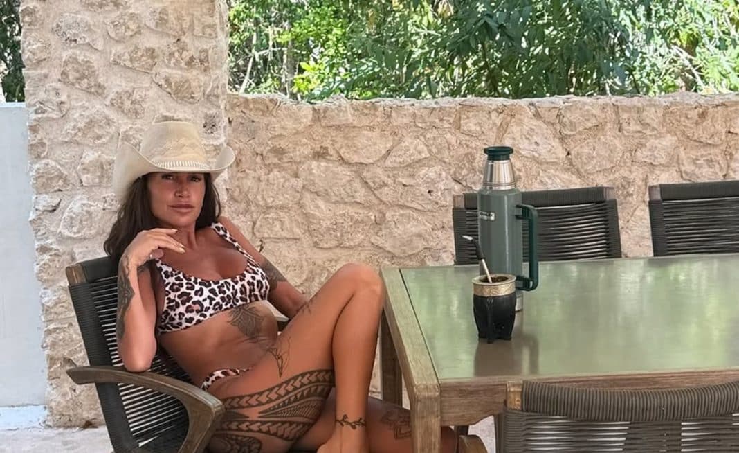 Escapada al Caribe: Florencia Peña disfruta de unas vacaciones familiares llenas de sol, playa y mucho mate