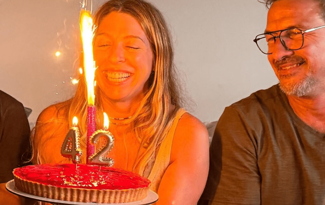 Florencia Bertotti Celebra 42 Años: Una Fiesta Íntima y Llena de Amor