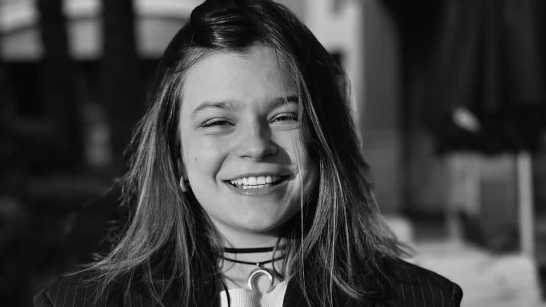La Increíble Trayectoria de Muna Pauls: De Hija de Actores a Estrella Emergente
