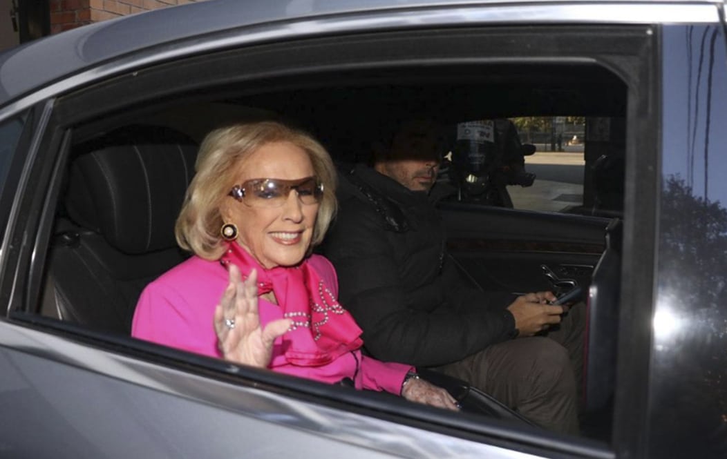 La Legendaria Mirtha Legrand Sorprende con un Cambio Inesperado en su Equipo