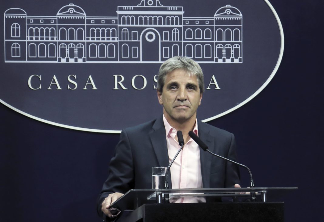 Desentrañando la 'Dolarización Endógena': Un Análisis Profundo de las Medidas Anunciadas