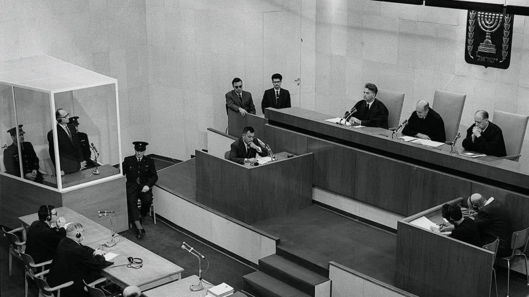 La Ejecución de Eichmann: Cómo una Persona Normal Superó su Repugnancia al Delito
