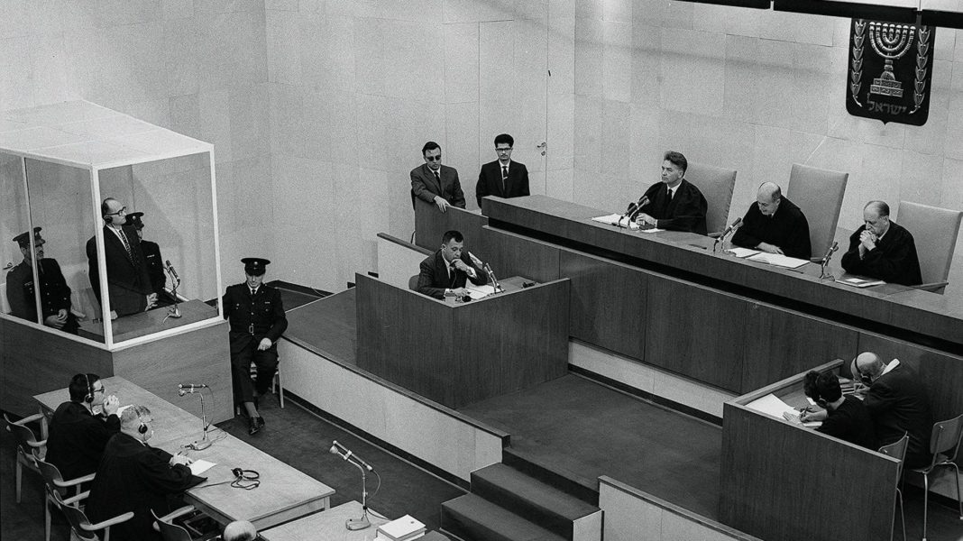 La Ejecución de Eichmann: Cómo una Persona Normal Superó su Repugnancia al Delito