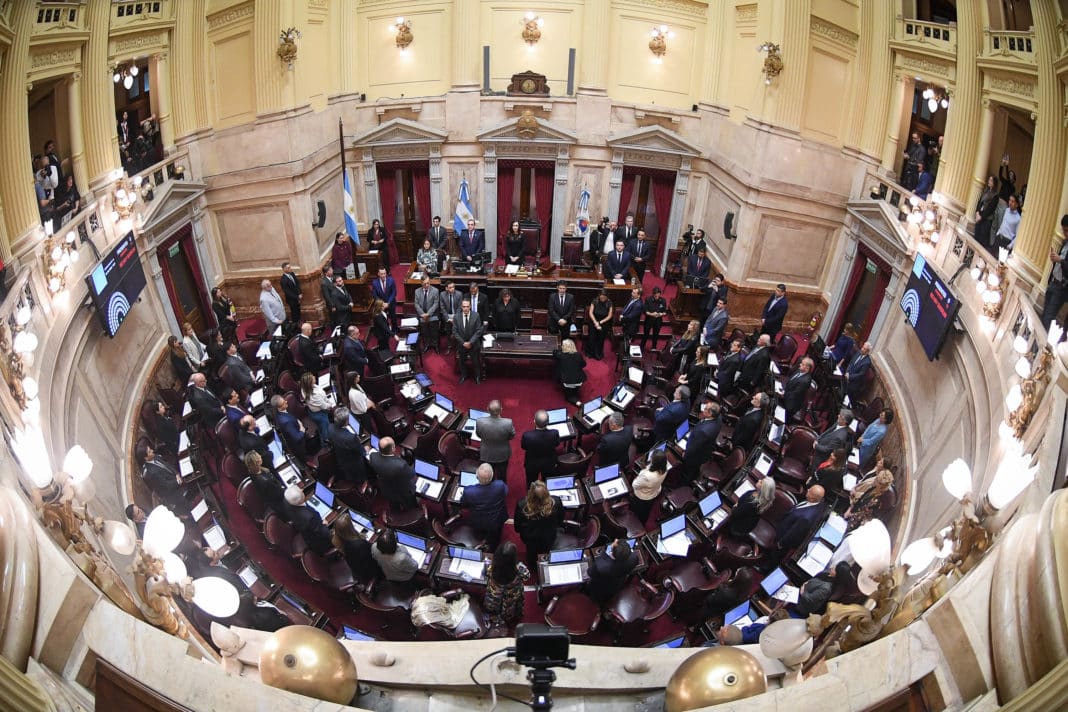 La Ficha Limpia: Batalla Crucial en el Senado