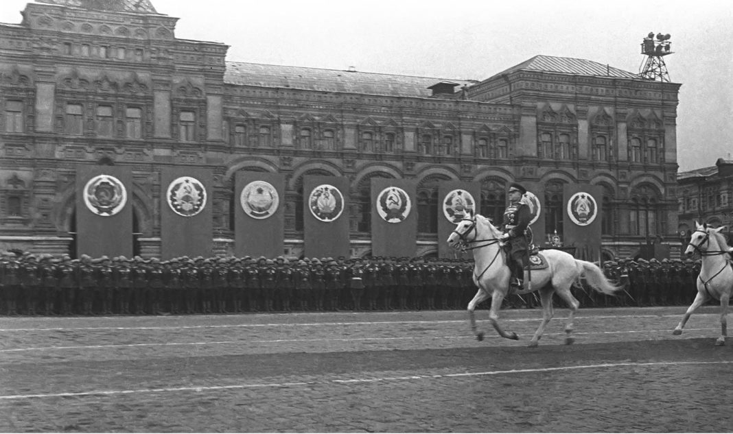 La Rendición de Berlín: Crónica de un Hito Histórico