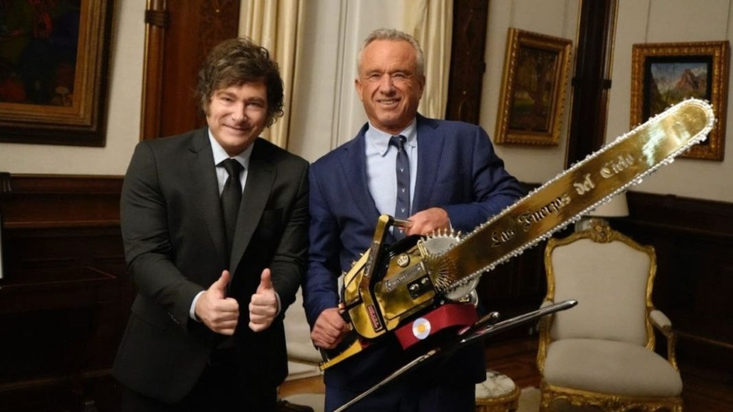 La Visita Inesperada: Javier Milei y Robert Kennedy Jr. Unen Fuerzas