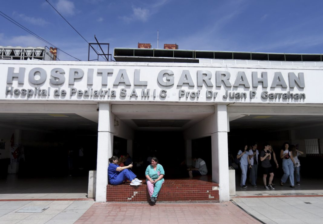 Gobierno Ausente en Audiencia del Garrahan: Denuncias y Consecuencias