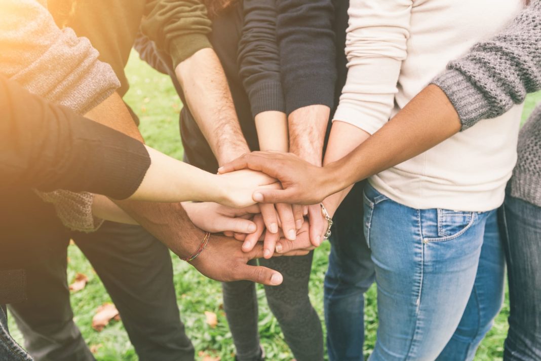 La Belleza de la Diferencia: Cómo Abrazar la Otredad y Cultivar una Comunidad Diversa