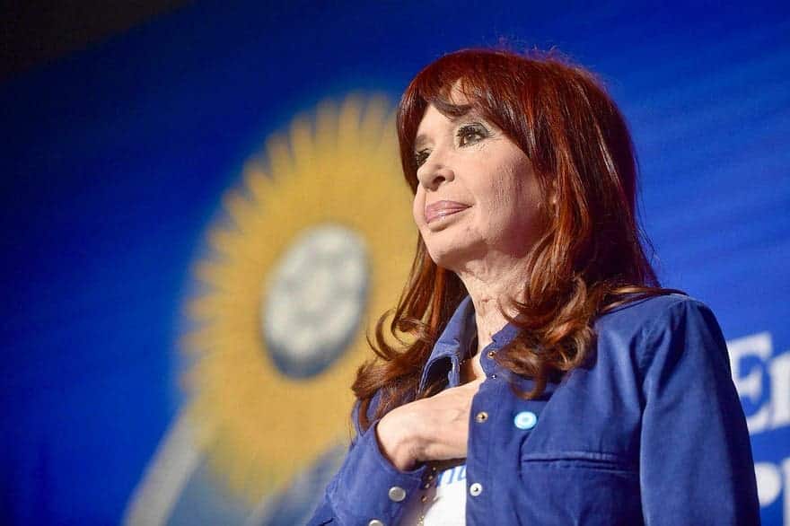 La estrategia de Cristina Kirchner: Cómo enfrentar el desafío electoral en la Provincia de Buenos Aires