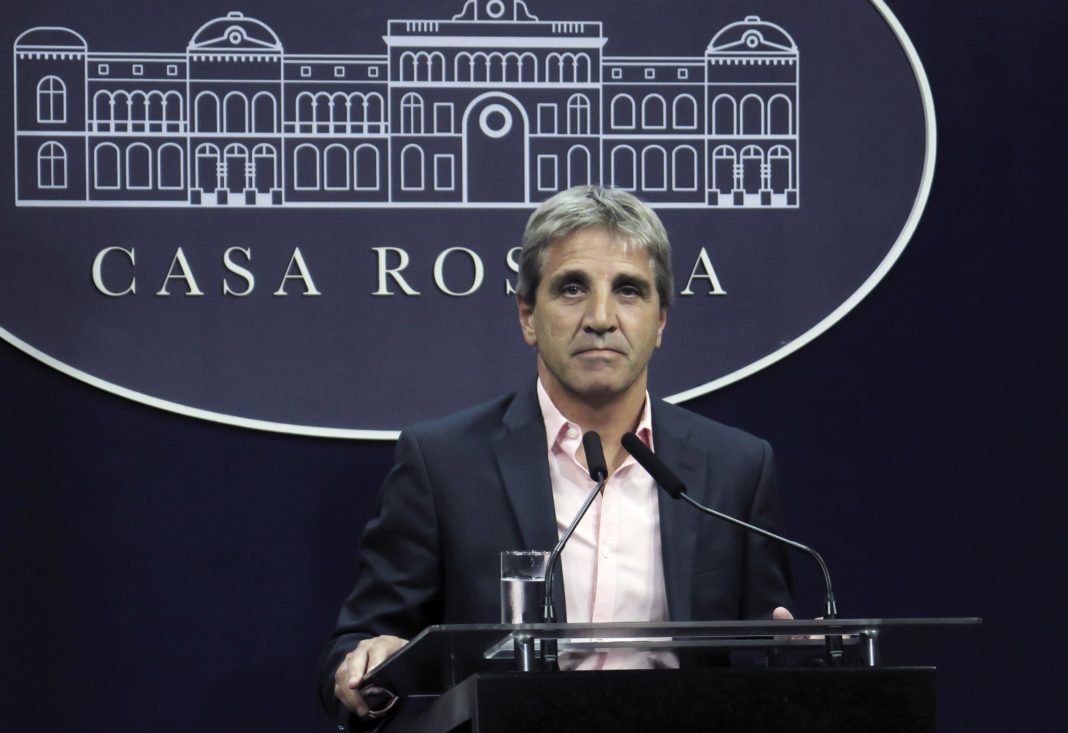 Volatilidad Económica: Expertos Analizan el Panorama Incierto